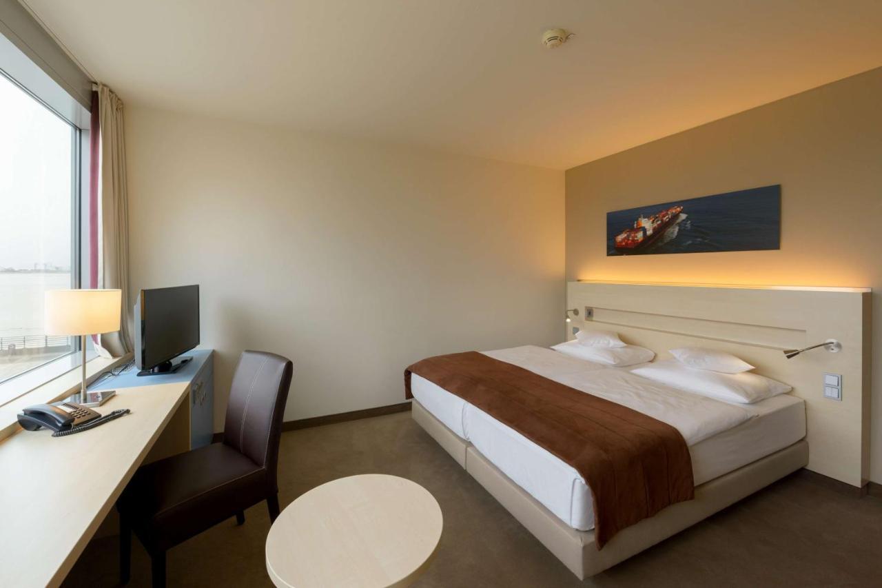 Atlantic Hotel Sail City Bremerhaven Exterior photo